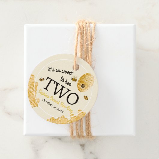 Sweet To Bee Two Second Birthday Bees Honeycomb Bedankjes Labels (In situ)