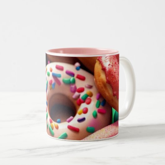 Sweet Treat donut: Tweekleurige Koffiemok (Voorkant rechts)