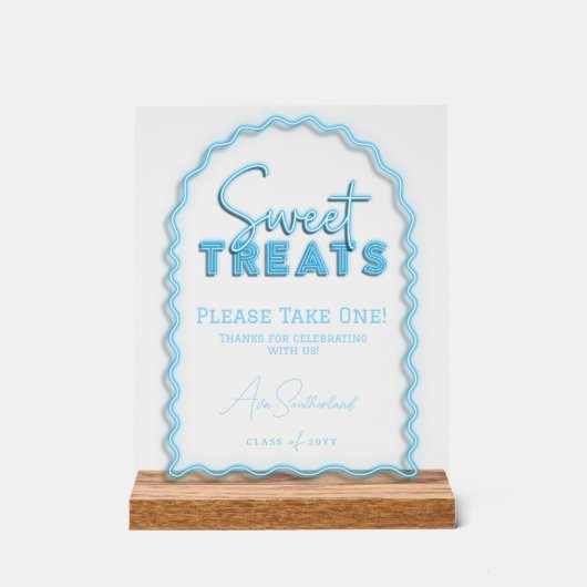 Sweet Treats Wavy Arch Blue Neon Afstudeerfeest Acryl Bord (Voorkant)