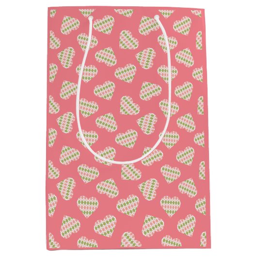Sweet Valentijn Argyle Hearts Dark Pink Medium Cadeauzakje (Voorkant)