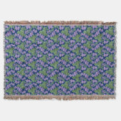 Sweet Violets Mauve Floral Pattern Throw Blanket Deken (Voorkant)