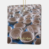 Sweetgrass Manden op de markt in Charleston, SC Keramisch Ornament (Links)