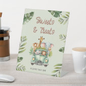 Sweets & Treats Wild One Safari Baby shower Reclamebord Met Voetstuk (Insitu)