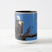 SWFEC - M15 & F23 - Een nieuw paar in het nest Tweekleurige Koffiemok (Center)