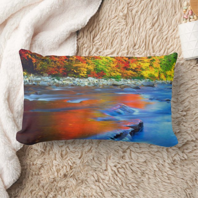 Swift River met herfstkleuren Kussen (Deken)