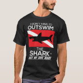 Swim My Dive Buddy Funny Shark Scuba Diving T-shirt (Voorkant)