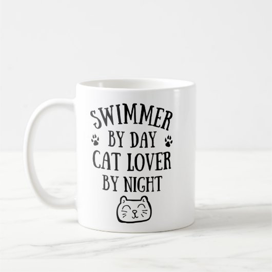 Swimmer by day. Cat lover by night. Koffiemok (Links)