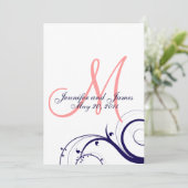 Swirl Monogram Wedding Invitations Navy Coral Kaart (Staand voorkant)