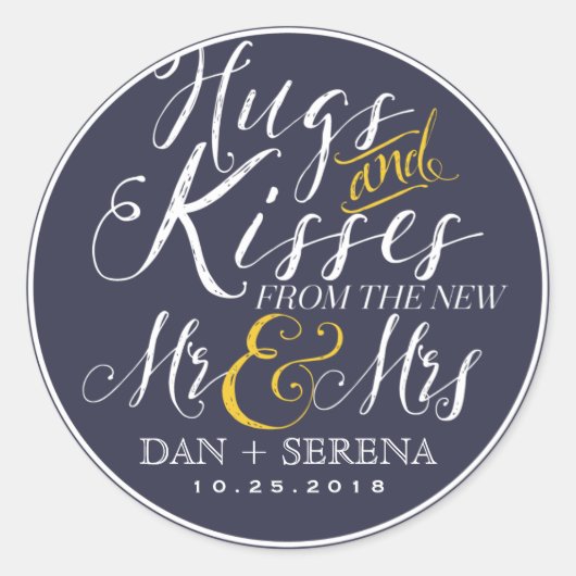 Swirl Script Mr. en Mrs Wedding Favor Sticker (Voorkant)