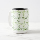Swirling green leaf pattern tweekleurige koffiemok (Voorkant links)