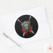Swirling Sugar Skull Shield en Zwaarden met Rozen Ronde Sticker (Envelop)
