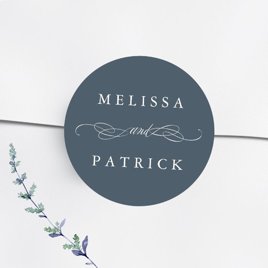 Swirly en script bruiloft zwart-wit ronde sticker