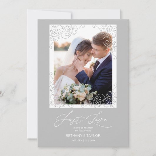 Swirly Flourish Grey Ornament Photo Newlyweds Bedankkaart (Voorkant)