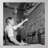 SWITCHBOARD OPERATOR 1943 POSTER (Voorkant)