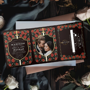 Sword & Shield Medieval Fantasy Monogram Weddensch Drieluik Uitnodiging