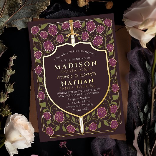 Sword & Shield Medieval Fantasy Monogram Weddensch Folie Uitnodiging