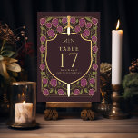 Sword & Shield Medieval Fantasy Monogram Weddensch Kaart<br><div class="desc">Vier met dit Royal Sword & Shield Medieval Fantasy Monogram ontwerp. Dit ontwerp is perfect voor koppels die op zoek zijn naar een vorstelijke maar moderne middeleeuwse fantasie esthetiek. Het ontwerp op de achterkant van de uitnodiging is GEEN echte gouden folie. Items worden precies afgedrukt zoals ze op uw scherm...</div>