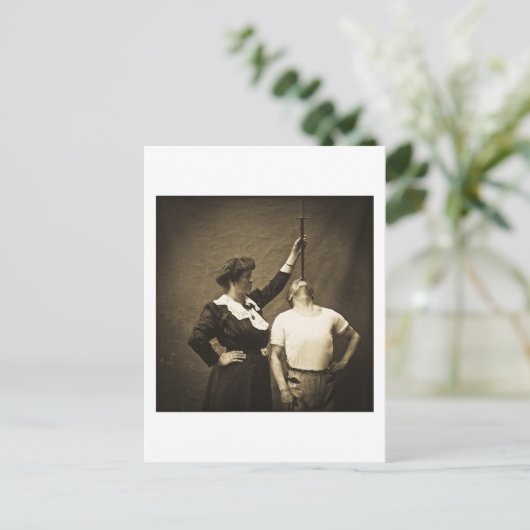 Sword Swallower en Wife Sideshow Freaks Briefkaart (Staand voorkant)