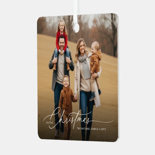 Sylish White Script Christmas Family Photo Name Metalen Ornament (Voorkant links)