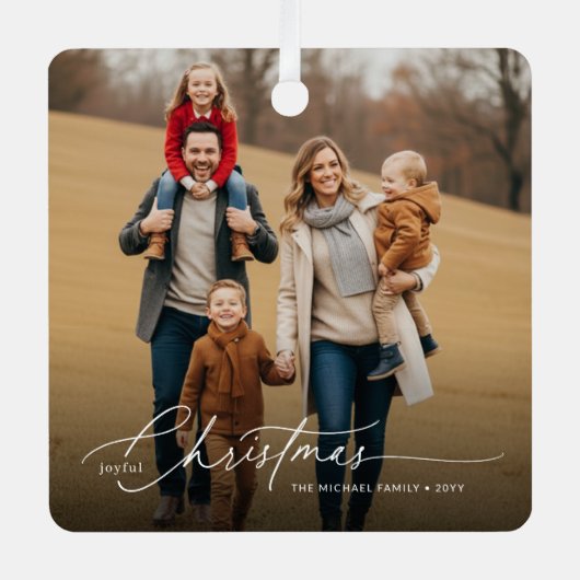 Sylish White Script Christmas Family Photo Name Metalen Ornament (Voorkant)