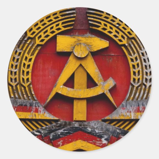 Symbool van hamer en sikkel van communist ronde sticker (Voorkant)