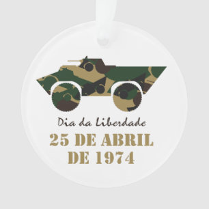 Symbool van militaire voertuigen van 25 april Revo Ornament