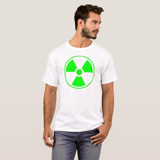 Symbool voor nucleaire radioactieve straling in gr t-shirt (Voorkant volledig)