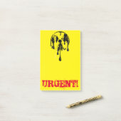 Symbool voor stralingsgevaar bij nucleaire meltdow post-it® notes (Op bureau)