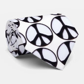 Symbool voor zwart-wit en wit vredessymbool stropdas (Opgerold)