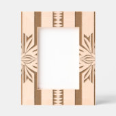 SYMETRIC BLOOMS GEGRAVEERDE LIJSTJES (Voorkant)