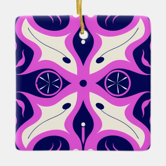 Symmetrical Abstract Pattern in Purple and White Keramisch Ornament (Voorkant)