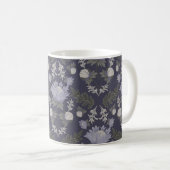 Symmetrical dark purple floral pattern koffiemok (Voorkant rechts)