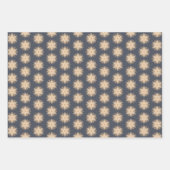 Symmetrical Line Drawing With Earthy Brown Colors Inpakpapier Vel (Voorkant 3)