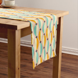 Symmetrical retro pattern with interlocking teal korte tafelloper