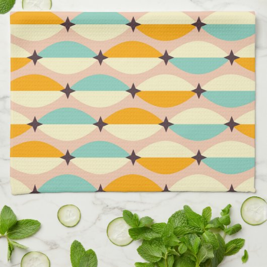 Symmetrical retro pattern with interlocking teal theedoek (Gevouwen)