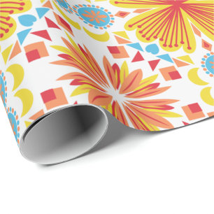 symmetrisch patroon van oranje en gele bloemen  cadeaupapier