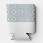 Symmetrisch Roze Bloem Tegelpatroon op Sage Blikjeskoeler (Achterkant)