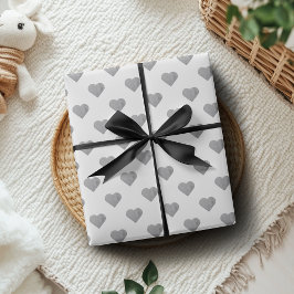 Symmetrische Kleine Beton Grijze Harten op Wit Cadeaupapier