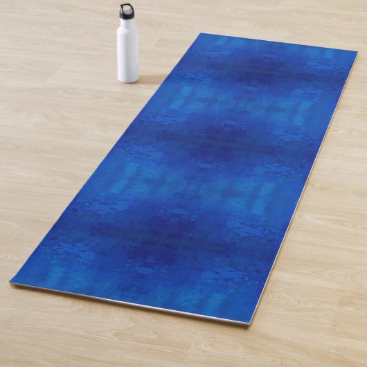 Symphony of deep blue shades pattern yogamat (In situ)