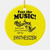 Synthesizer voelt de muziek keramisch ornament (Achterkant)