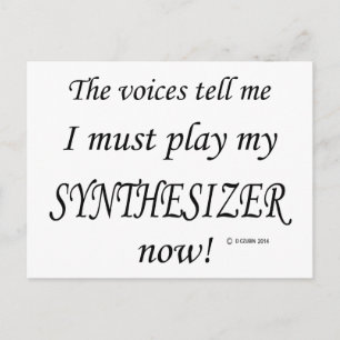 Synthesizer Voices zegt dat hij moet spelen Briefkaart