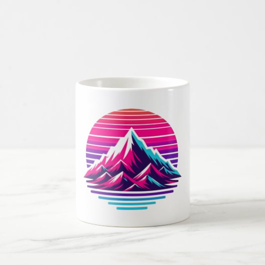 Synthwave Mountain Mug – Retro Sunset Coffee Cup Koffiemok (Center)