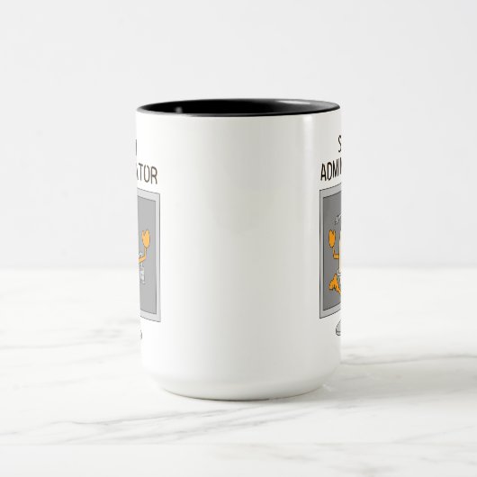 System Administrator Egghead Mok (Midden)