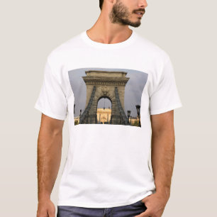 Szechenyi lanchid Szechenyi Chain Bridge) T-shirt