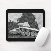 T-34 Russisch Tank, SovjetMemorial, Berlijn - B&W( Muismat (Met muis)