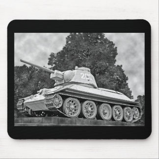 T-34 Russisch Tank, SovjetMemorial, Berlijn - B&W( Muismat