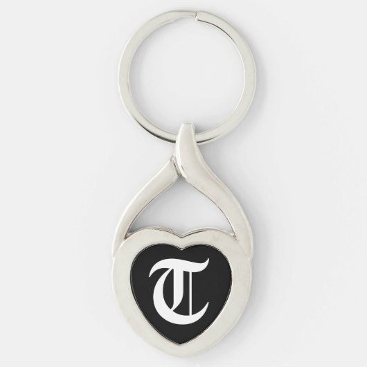 "T" Black Heart Keychain (Voorkant)