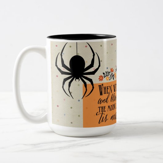 't Is in de buurt van Halloween Mok (Links)