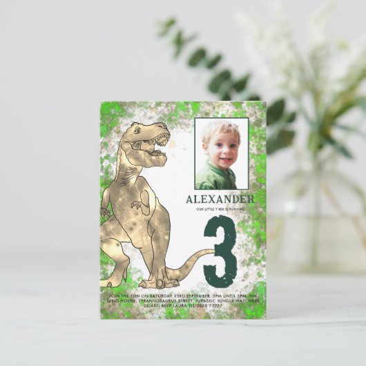 T Rex Dino Oerwoud 3rd Birthday Party Uitnodiging Briefkaart (Staand voorkant)