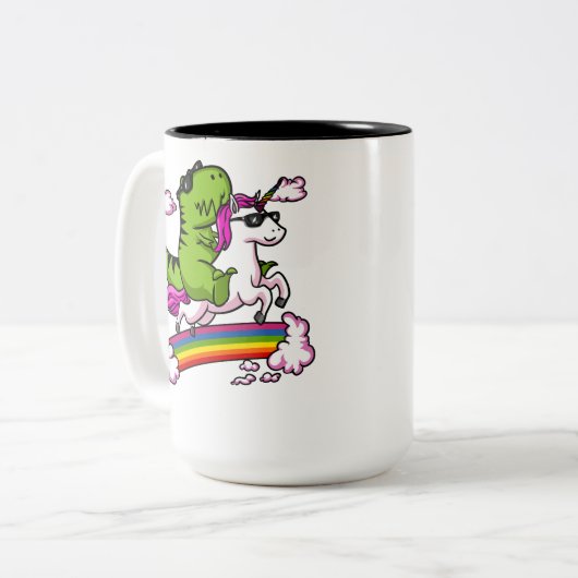 T-Rex Dinosaur Riding Magical Unicorn Rainbow Tweekleurige Koffiemok (Voorkant links)